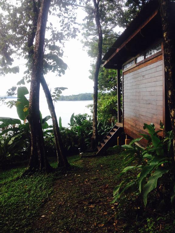 Howlers Bay Hotel โบกา ชิกา ภายนอก รูปภาพ