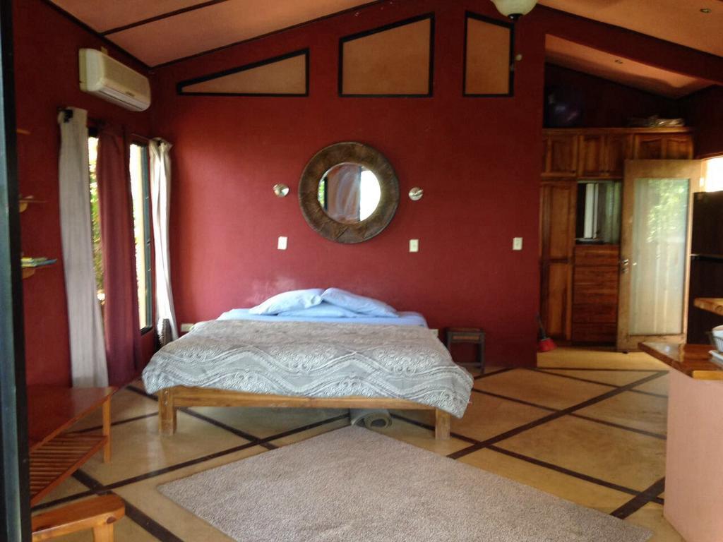 Howlers Bay Hotel โบกา ชิกา ภายนอก รูปภาพ